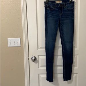 Hollister Super Skinny Jeans